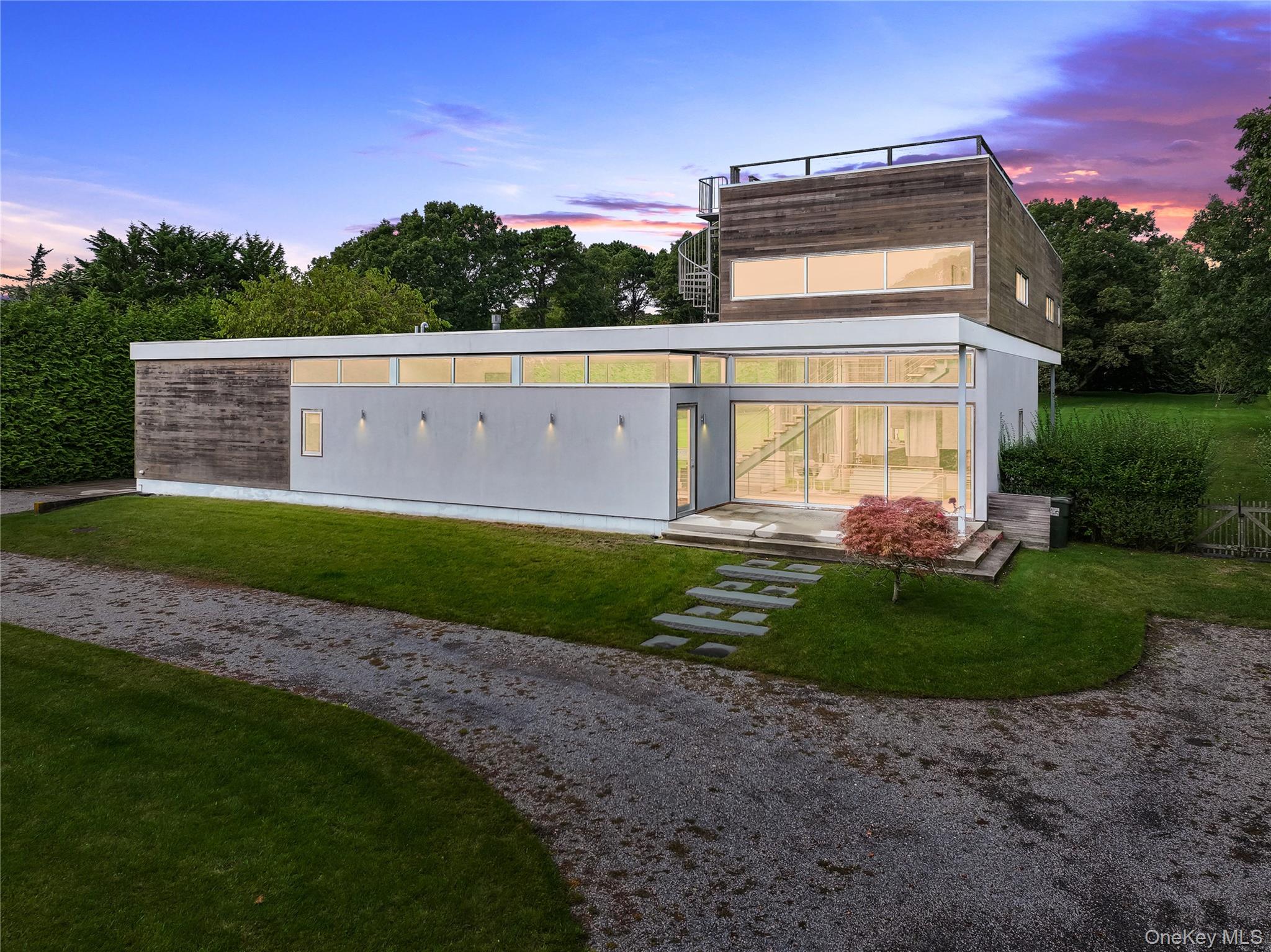 #2 photo, Southampton, Southampton , NY 11968