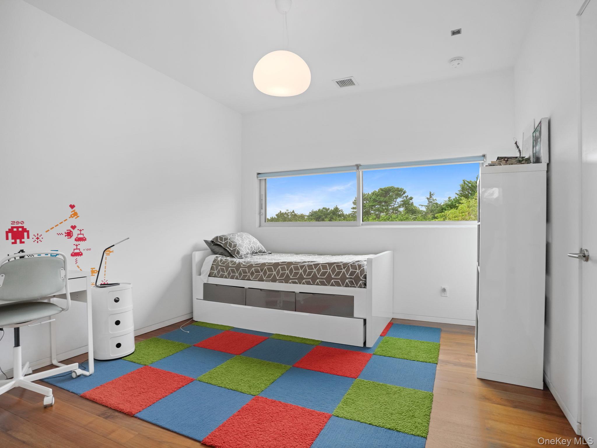 #20 photo, Southampton, Southampton , NY 11968