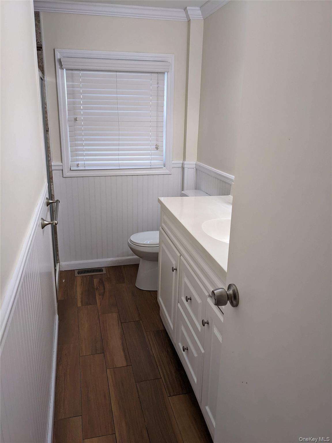 #11 photo, 188 Little East Neck Road, West Babylon , NY 11704