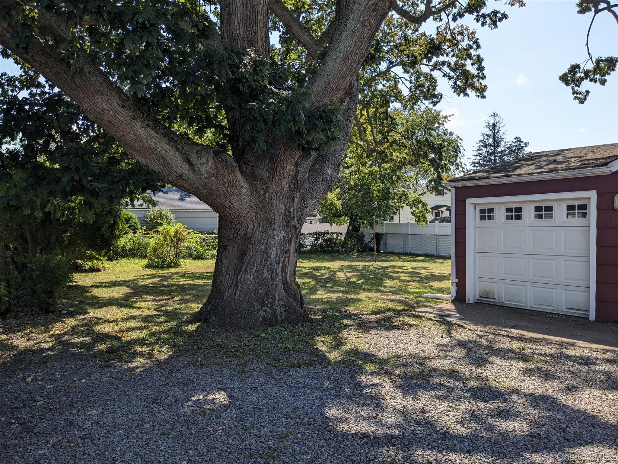 #4 photo, 188 Little East Neck Road, West Babylon , NY 11704