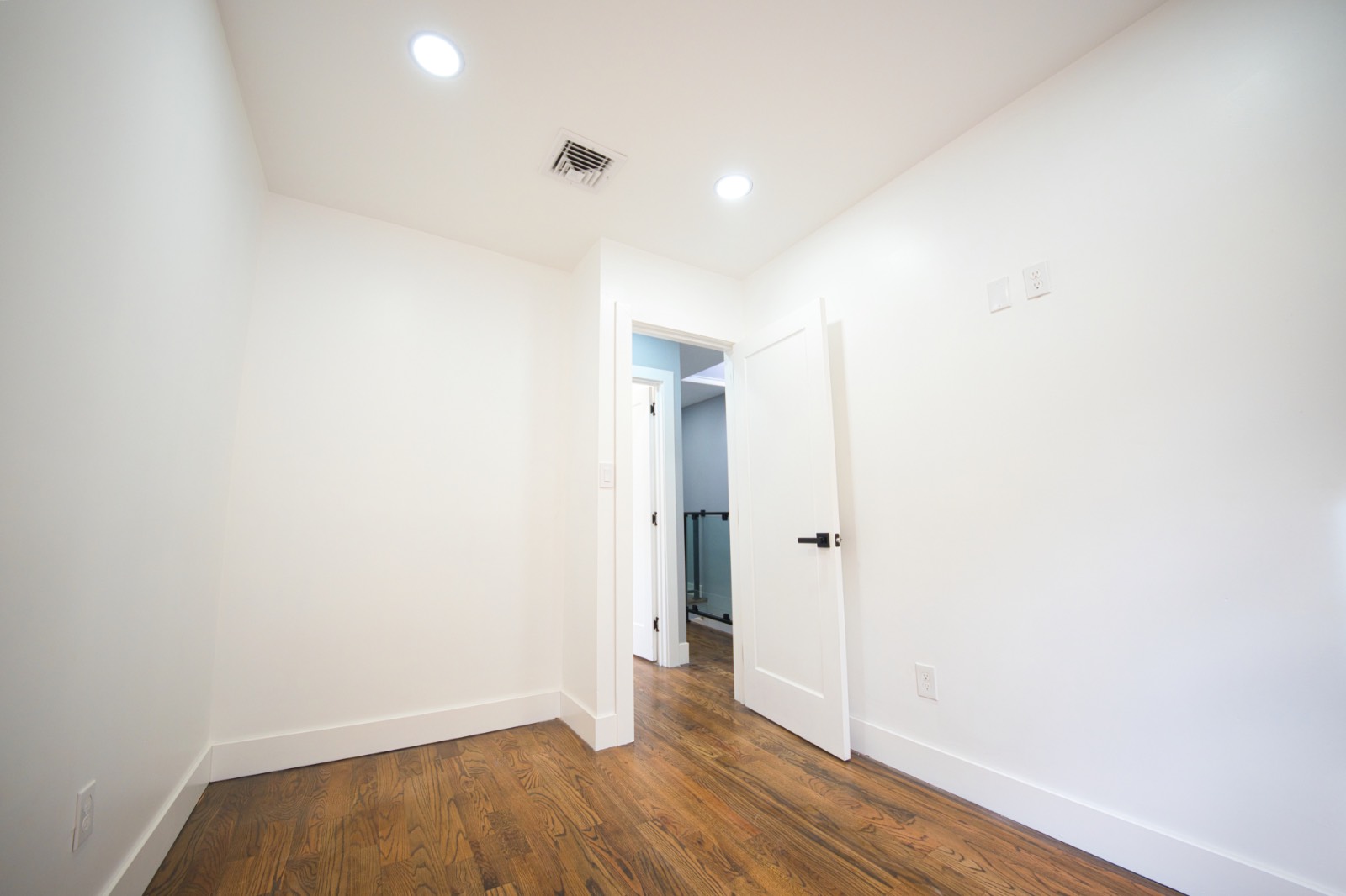 #22 photo, 5218 Avenue M, ブルックリン区 Flatlands , NY 11234