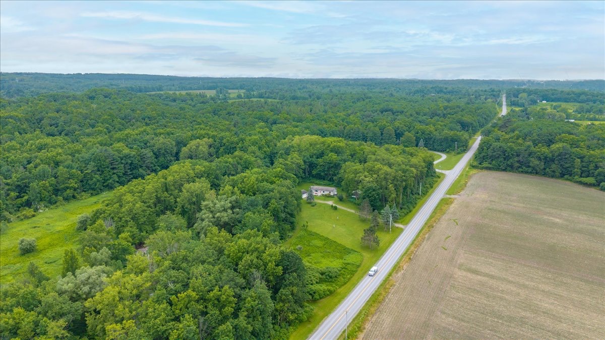 #11 photo, 585 Logtown Road, Fultonville , NY 12072