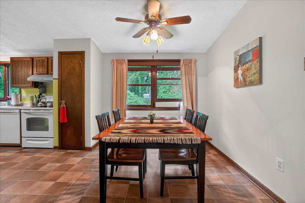 #28 photo, 585 Logtown Road, Fultonville , NY 12072