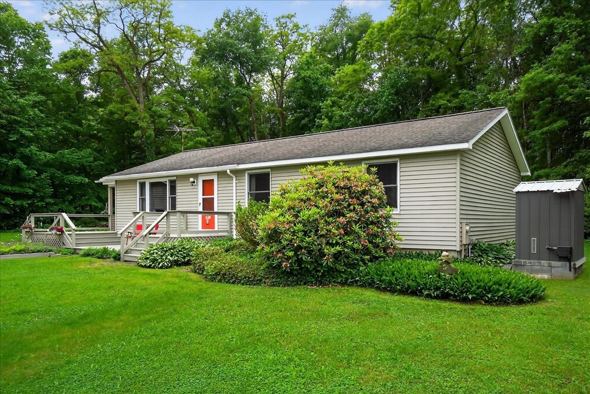 #51 photo, 585 Logtown Road, Fultonville , NY 12072