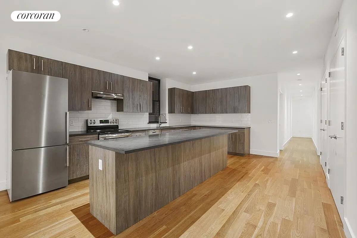 #2 photo, New York City, Lower East Side , NY 10002