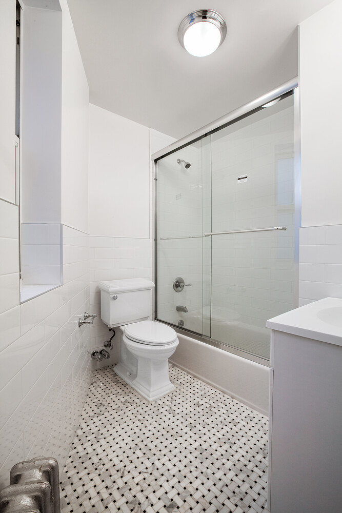 #3 photo, New York City, マンハッタン Hells Kitchen , NY 10019