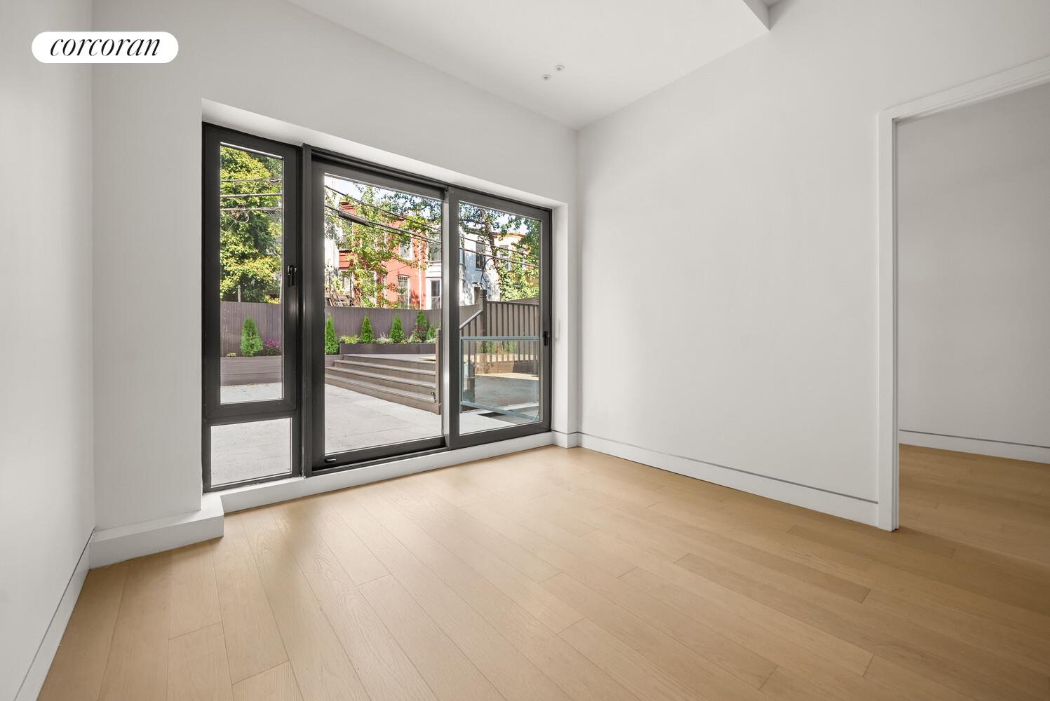 #5 photo, 259 HALSEY Street, ブルックリン区 Bedford-Stuyvesant , NY 11216