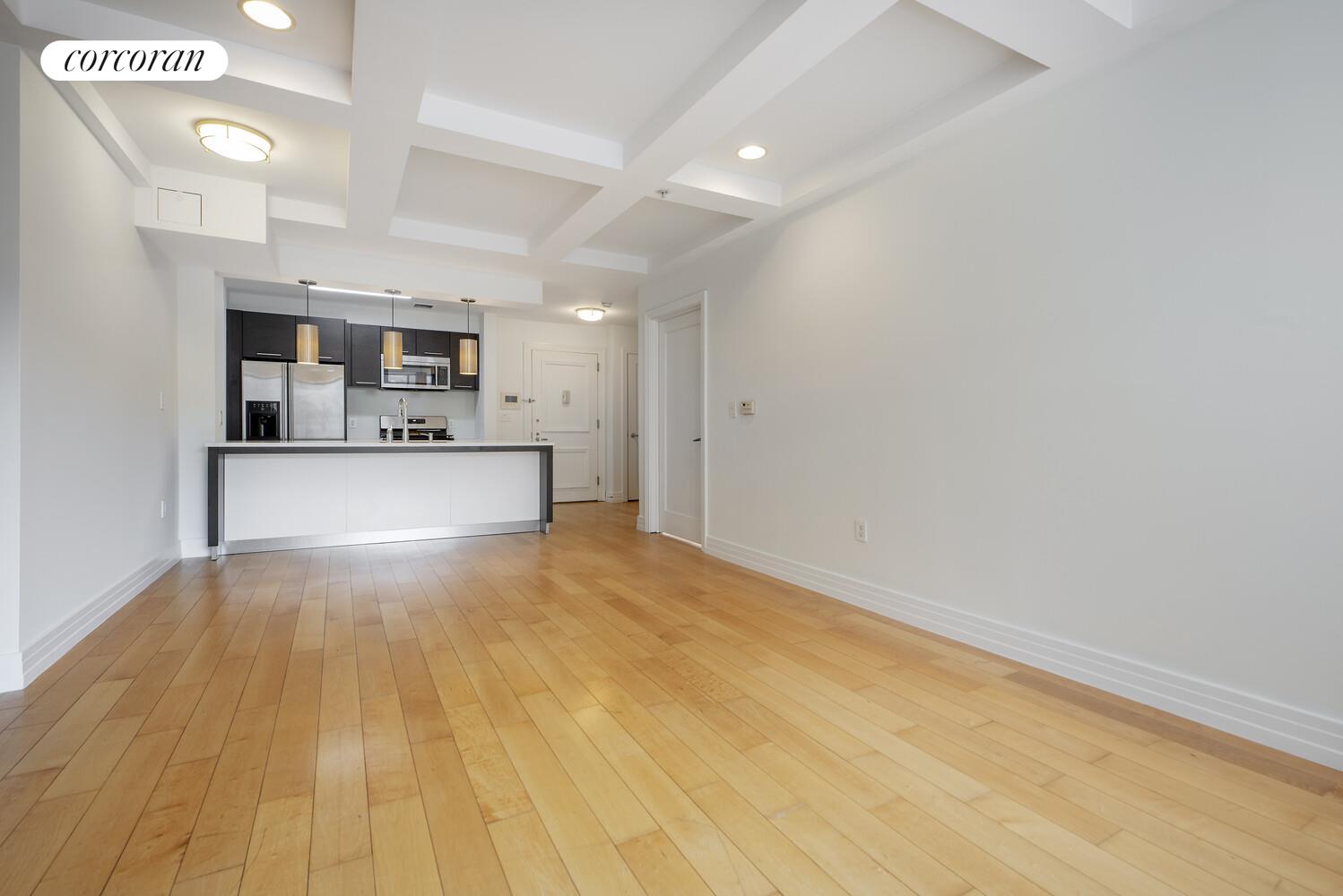 #10 photo, 6405 YELLOWSTONE Boulevard, クイーンズ区 Forest Hills , NY 11375