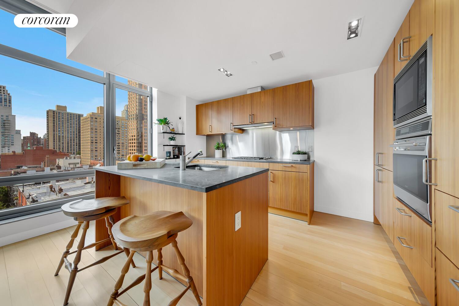 #5 photo, 450 E 83RD Street, マンハッタン Yorkville , NY 10028