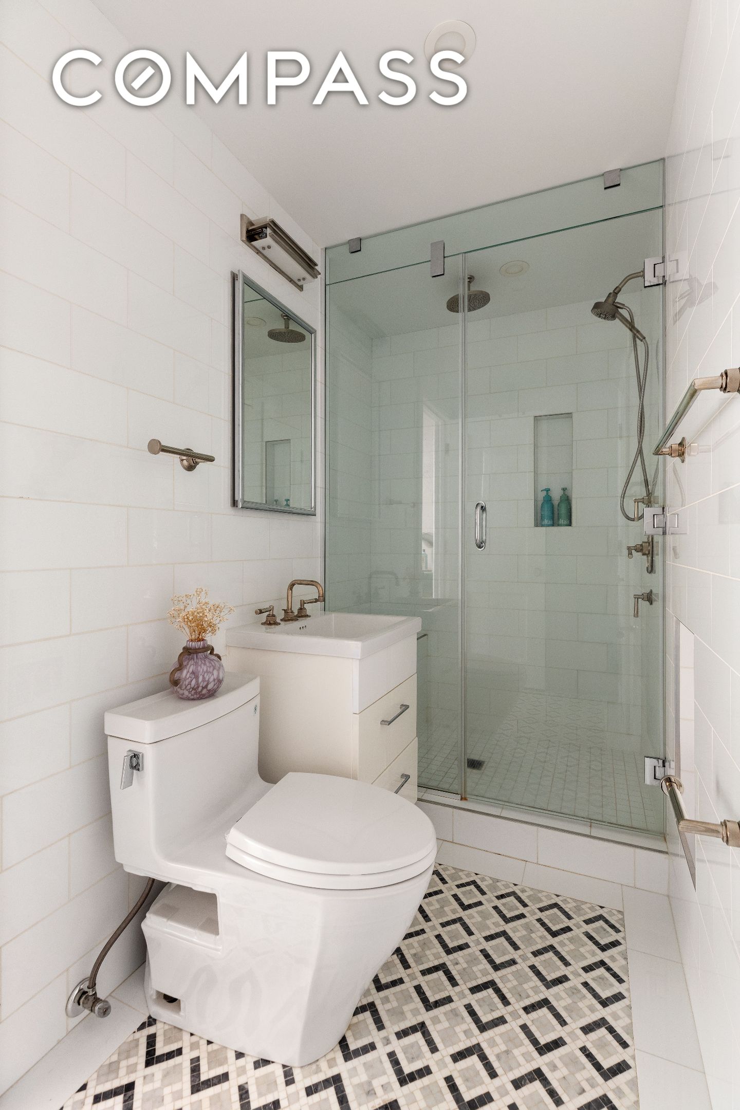 #8 photo, 39 Gramercy Park N, Gramercy , NY 10010