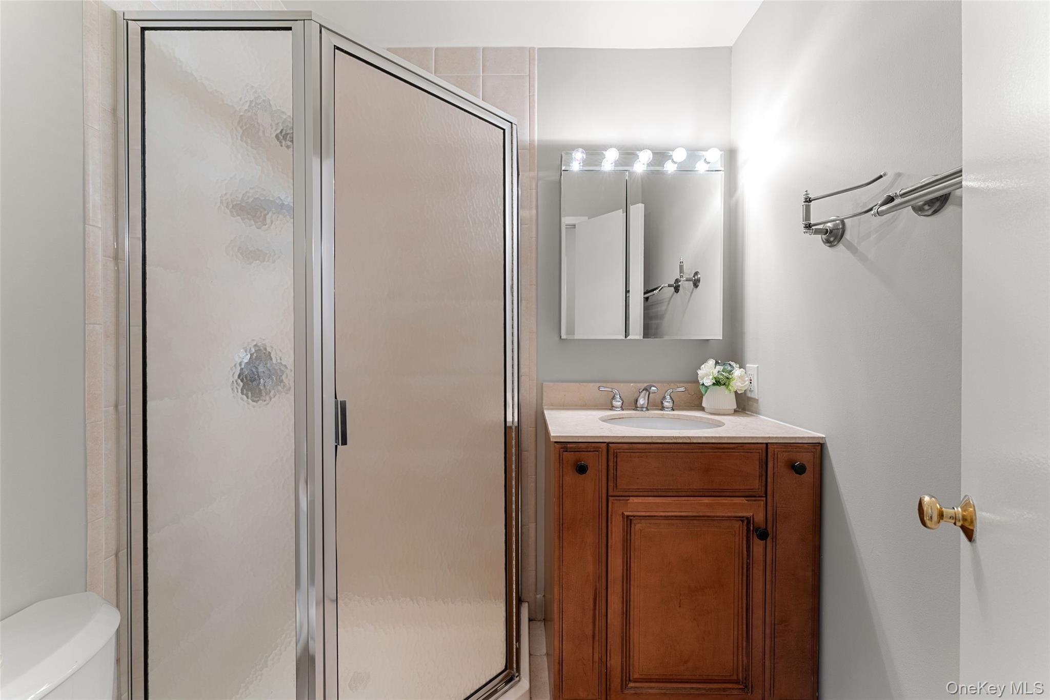 #13 photo, 11 Jackson Avenue, Scarsdale , NY 10583