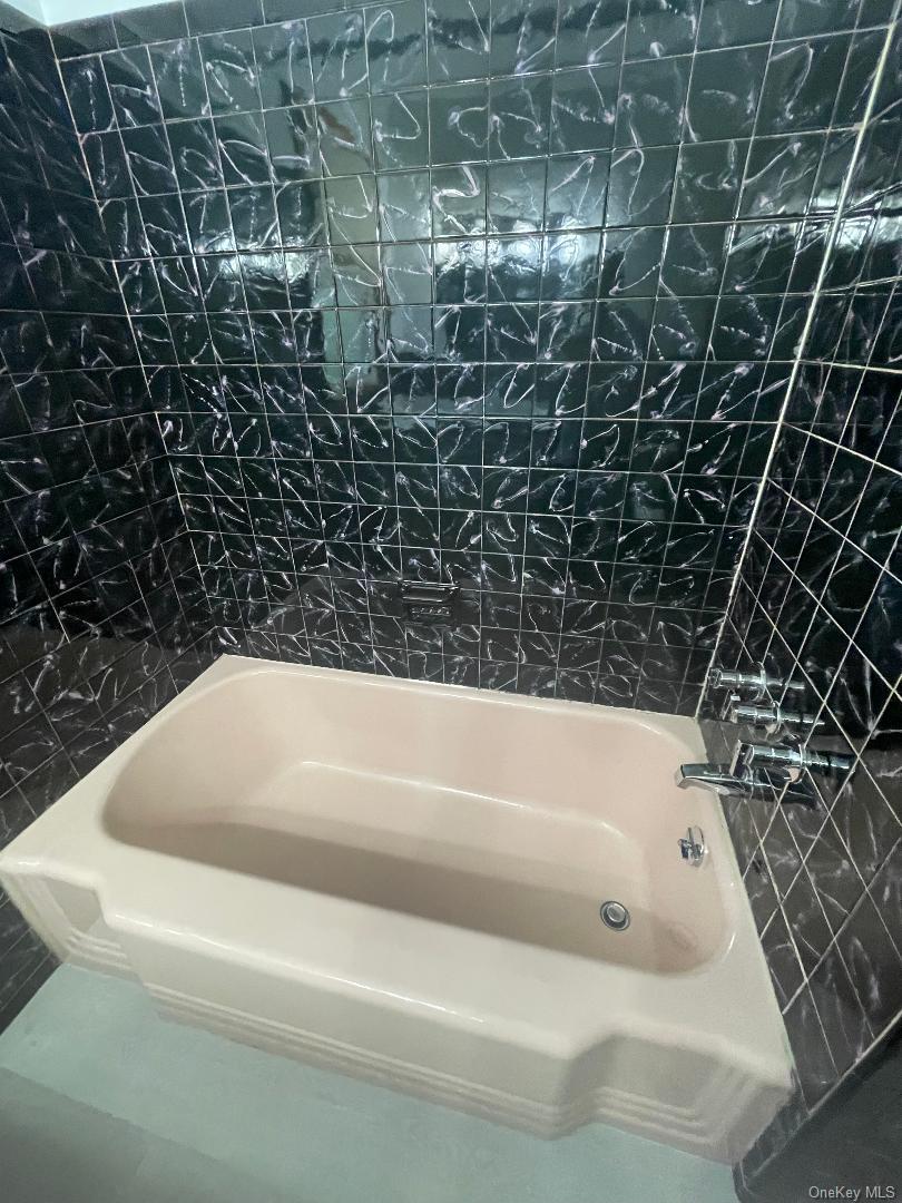 #14 photo, 15 Arlington Court, Montrose , NY 10548