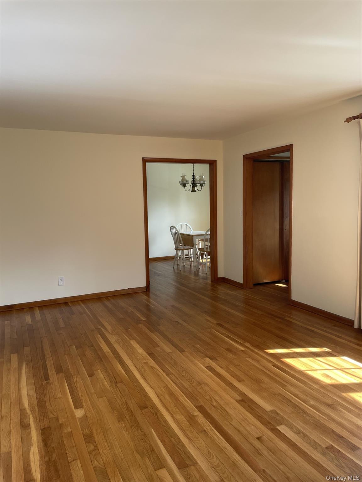 #7 photo, 15 Arlington Court, Montrose , NY 10548