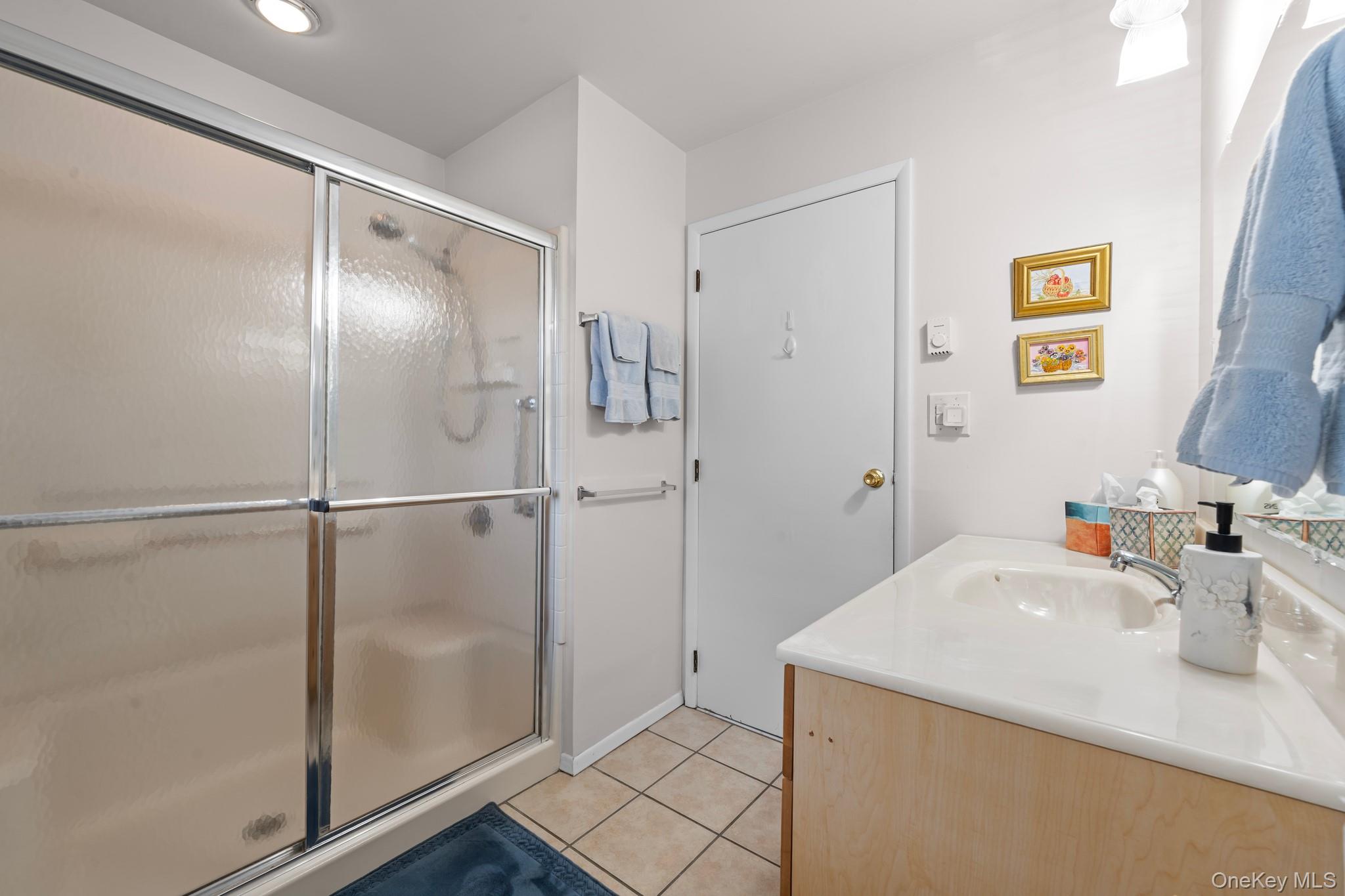 #18 photo, 46 Trent Court, サフォーク郡 Ridge , NY 11961