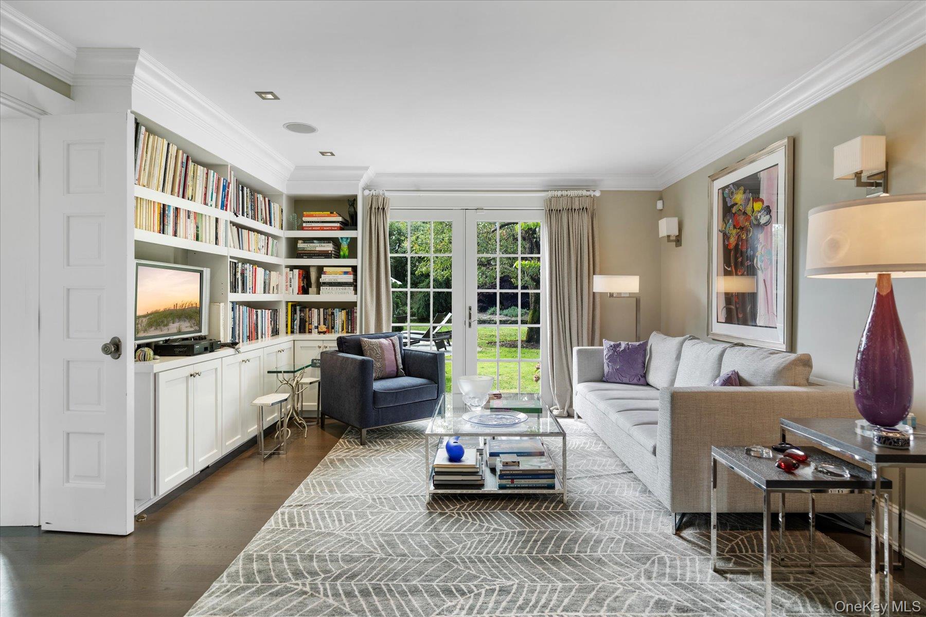 #10 photo, 231 Flying Point Road, Southampton , NY 11968