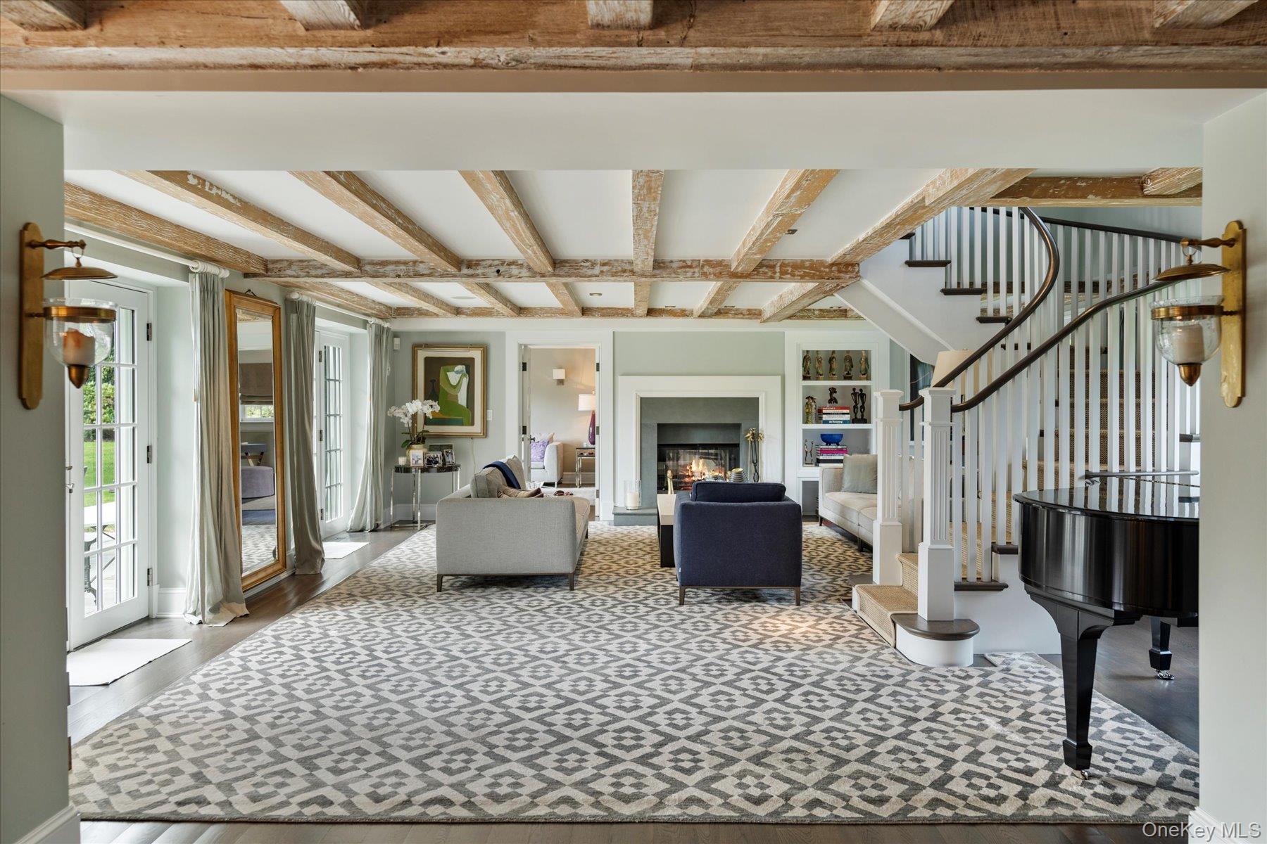 #6 photo, 231 Flying Point Road, Southampton , NY 11968