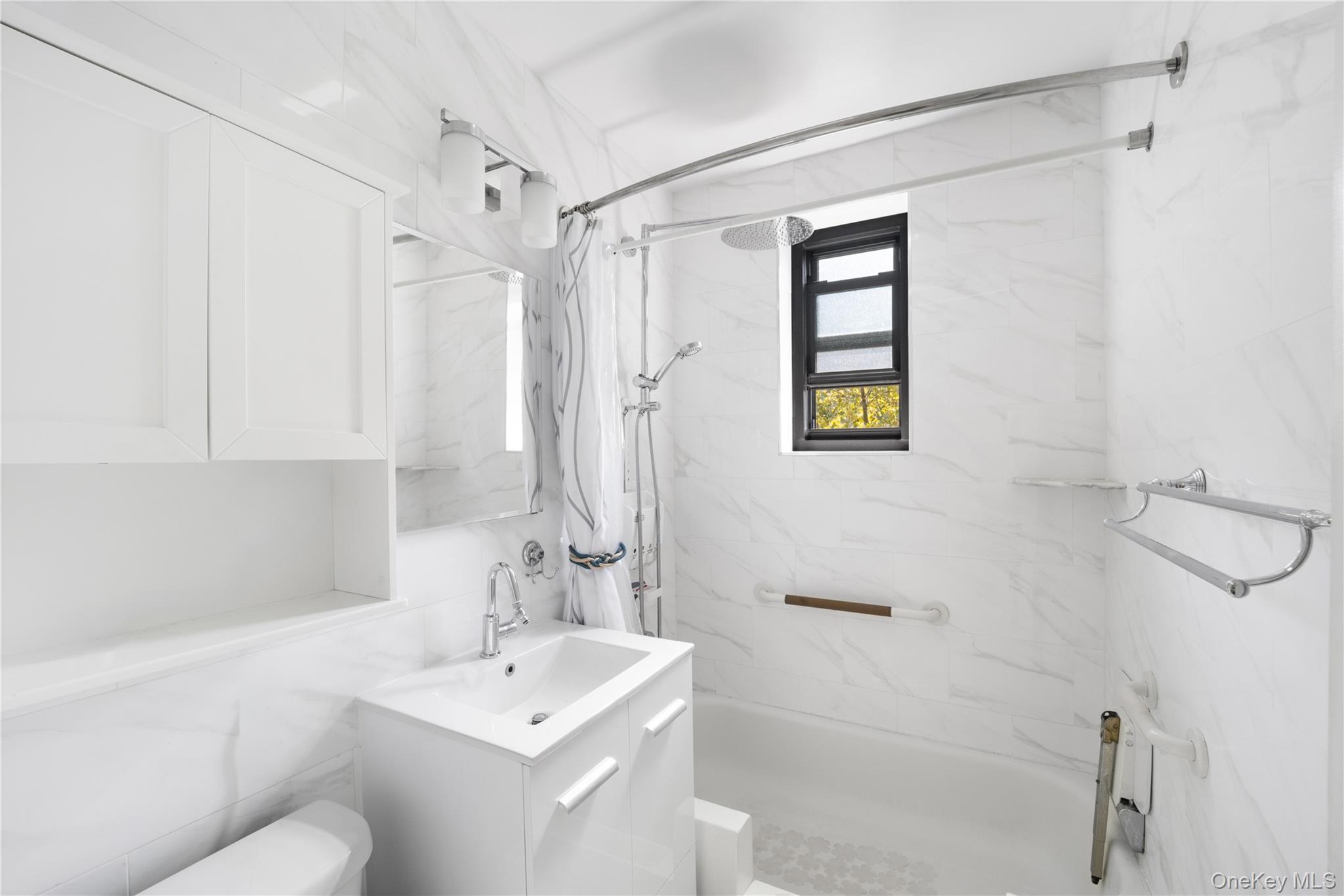 #15 photo, 73-62 Bell Boulevard, クイーンズ区 Bayside , NY 11364