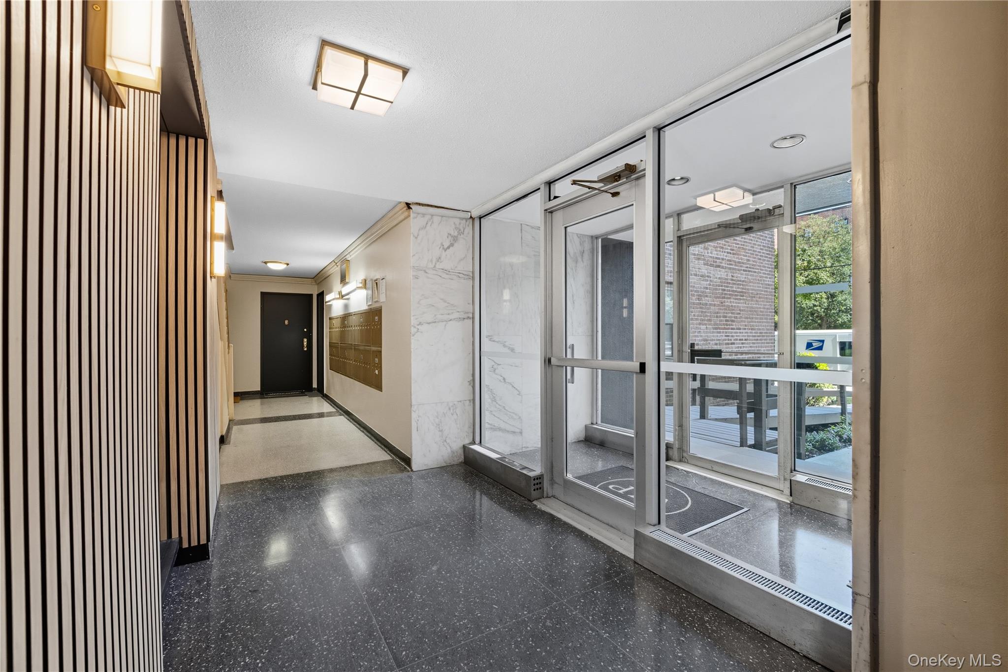 #2 photo, 73-62 Bell Boulevard, クイーンズ区 Bayside , NY 11364