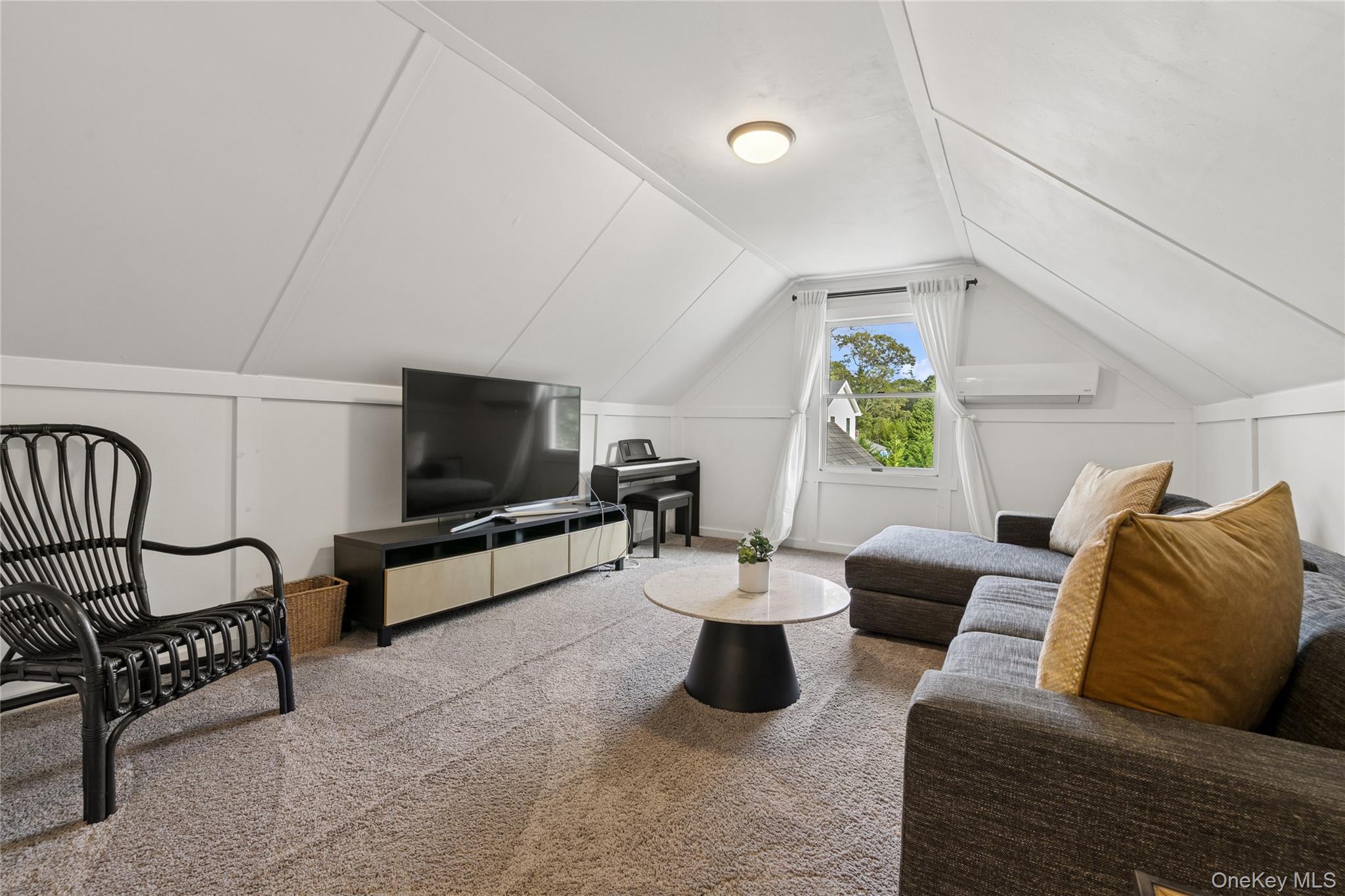 #19 photo, 1181 FIREPLACE RD, East Hampton , NY 11937