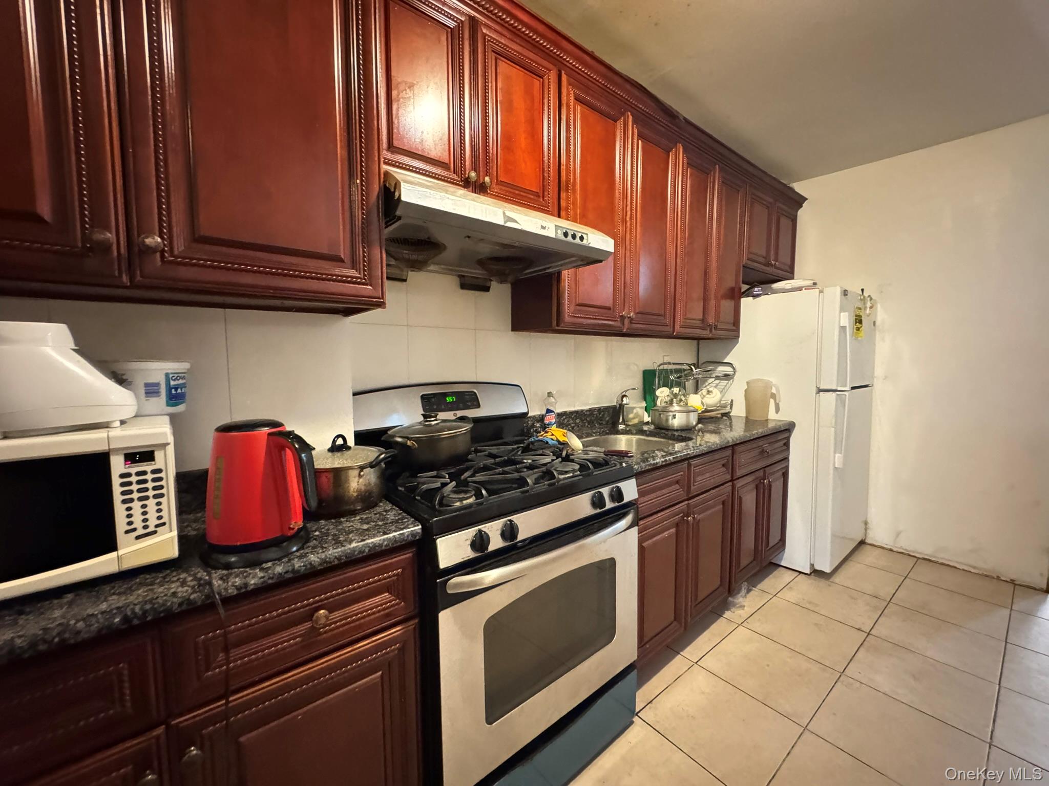 #10 photo, 108-13 37th Avenue, クイーンズ区 Corona , NY 11368