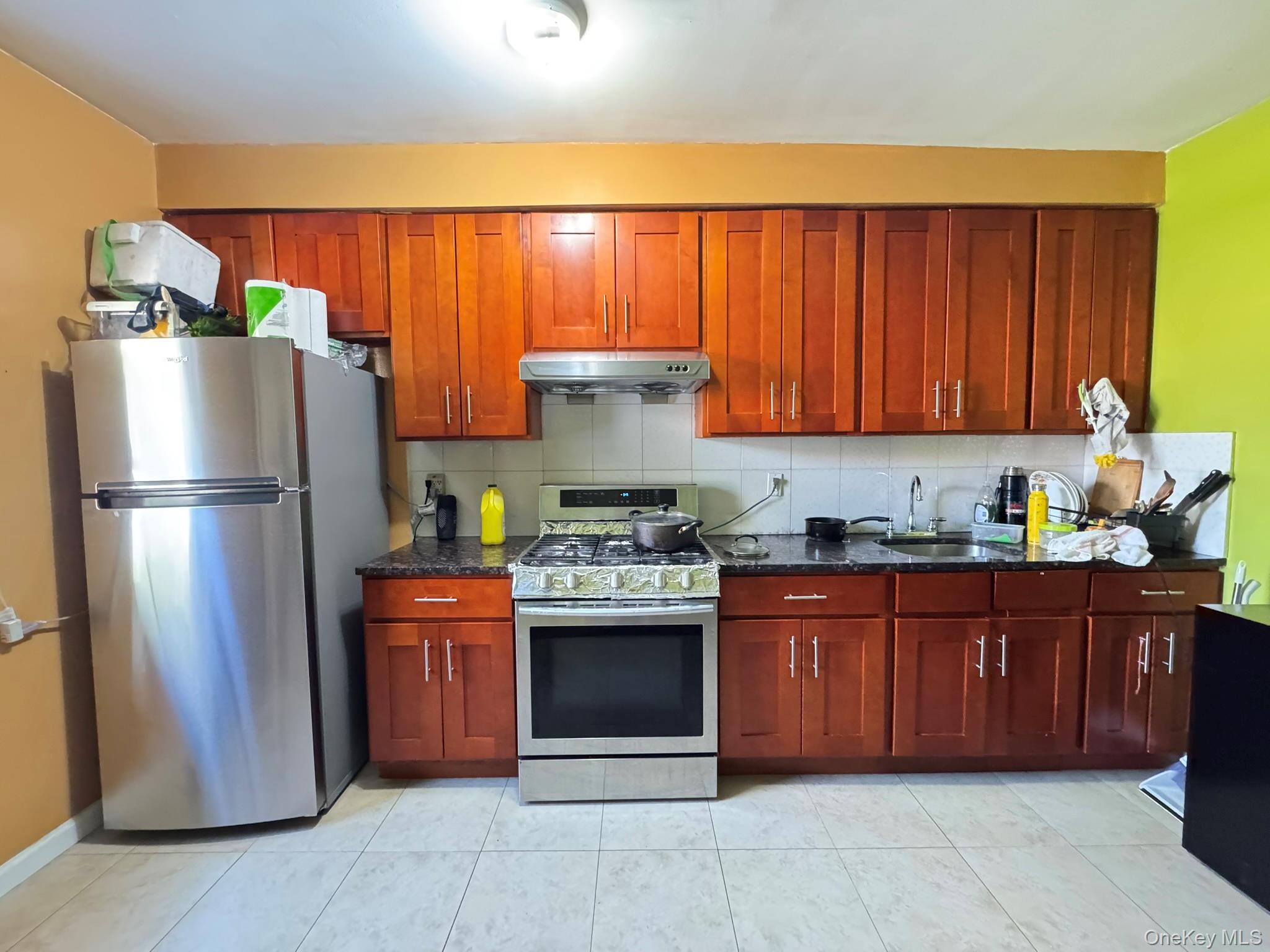 #4 photo, 108-13 37th Avenue, クイーンズ区 Corona , NY 11368