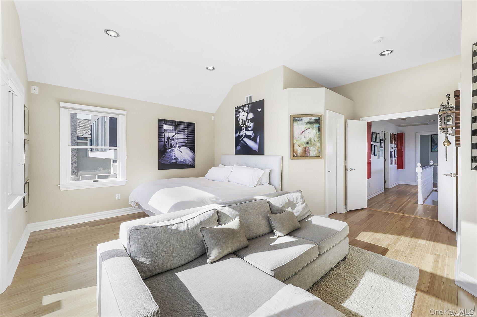 #18 photo, 771 Dune Road, Westhampton Dunes , NY 11978