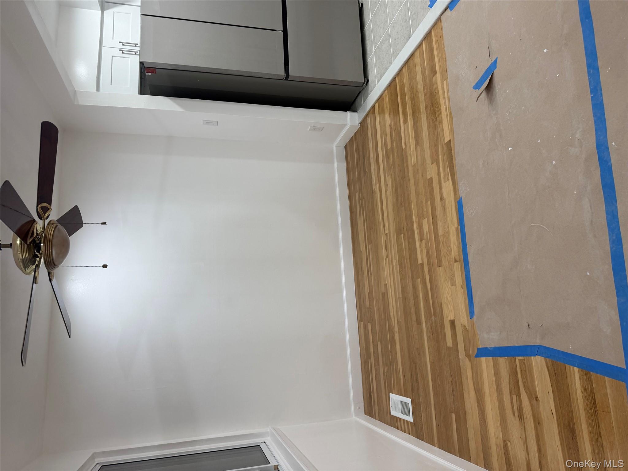 #4 photo, 10832 175th Street, Jamaica , NY 11433