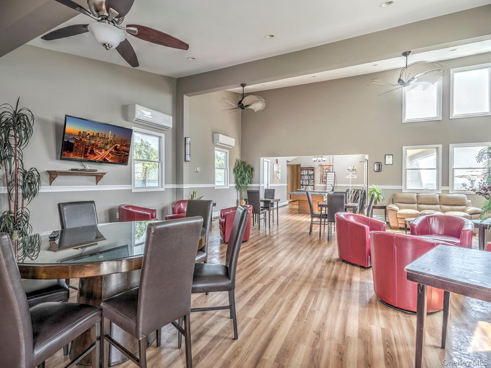 #18 photo, 348 Mariners Way, 东长岛 Copiague , NY 11726