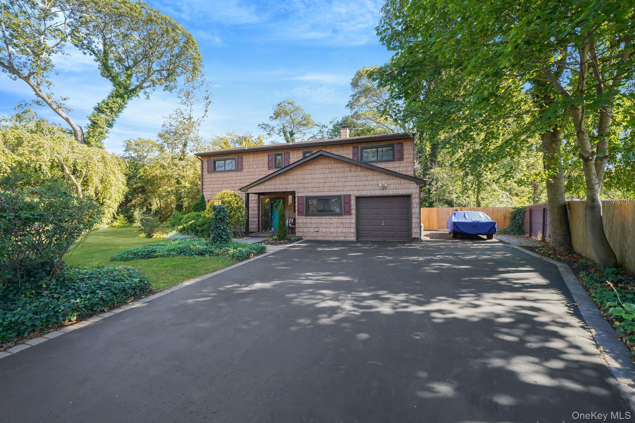 #2 photo, 3 Milford Drive, Central Islip , NY 11722