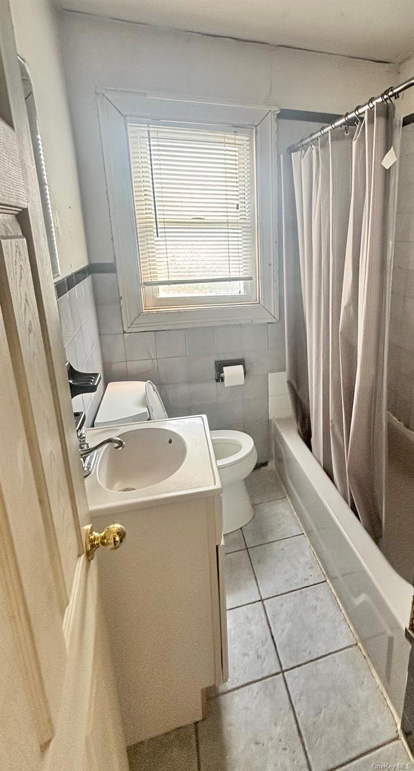 #9 photo, 13515 243rd Street, Rosedale , NY 11422