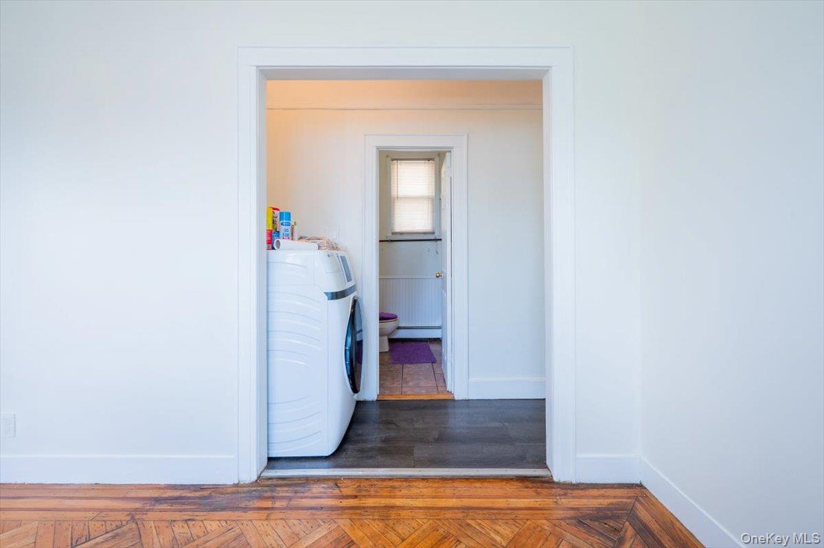 #14 photo, 88-19 247 Street, कुईंस Bellerose , NY 11426