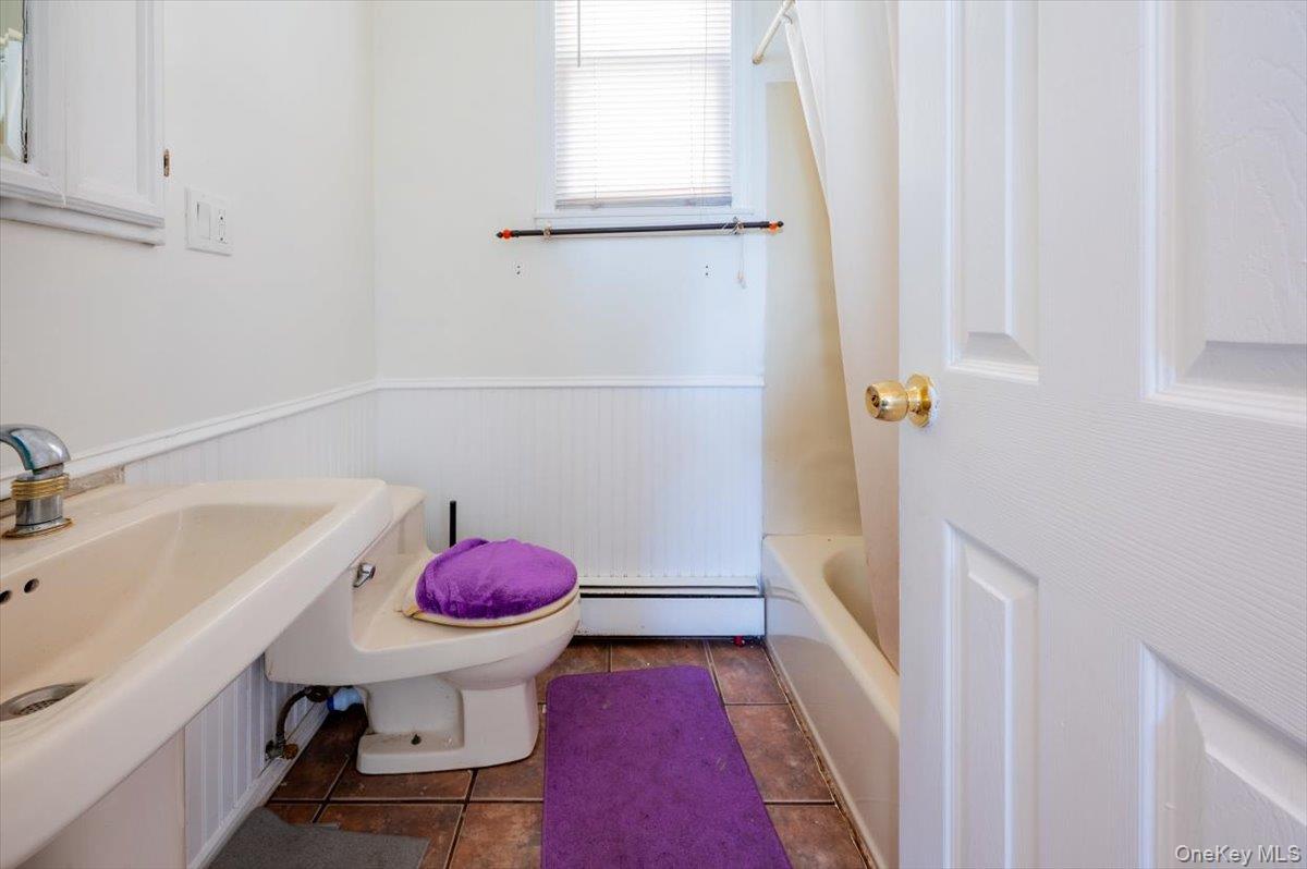 #16 photo, 88-19 247 Street, कुईंस Bellerose , NY 11426