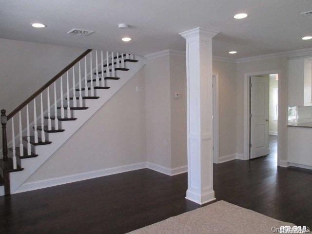 #3 photo, 76 Oregon Street, ナッソー郡 Long Beach , NY 11561