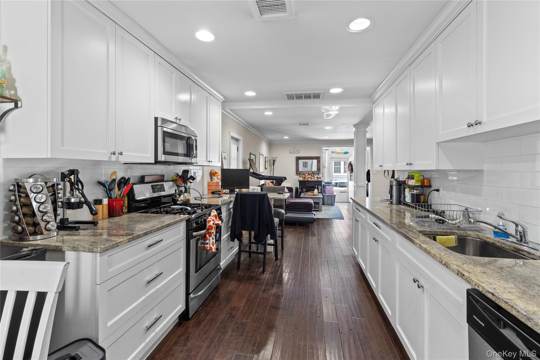 #5 photo, 76 Oregon Street, ナッソー郡 Long Beach , NY 11561