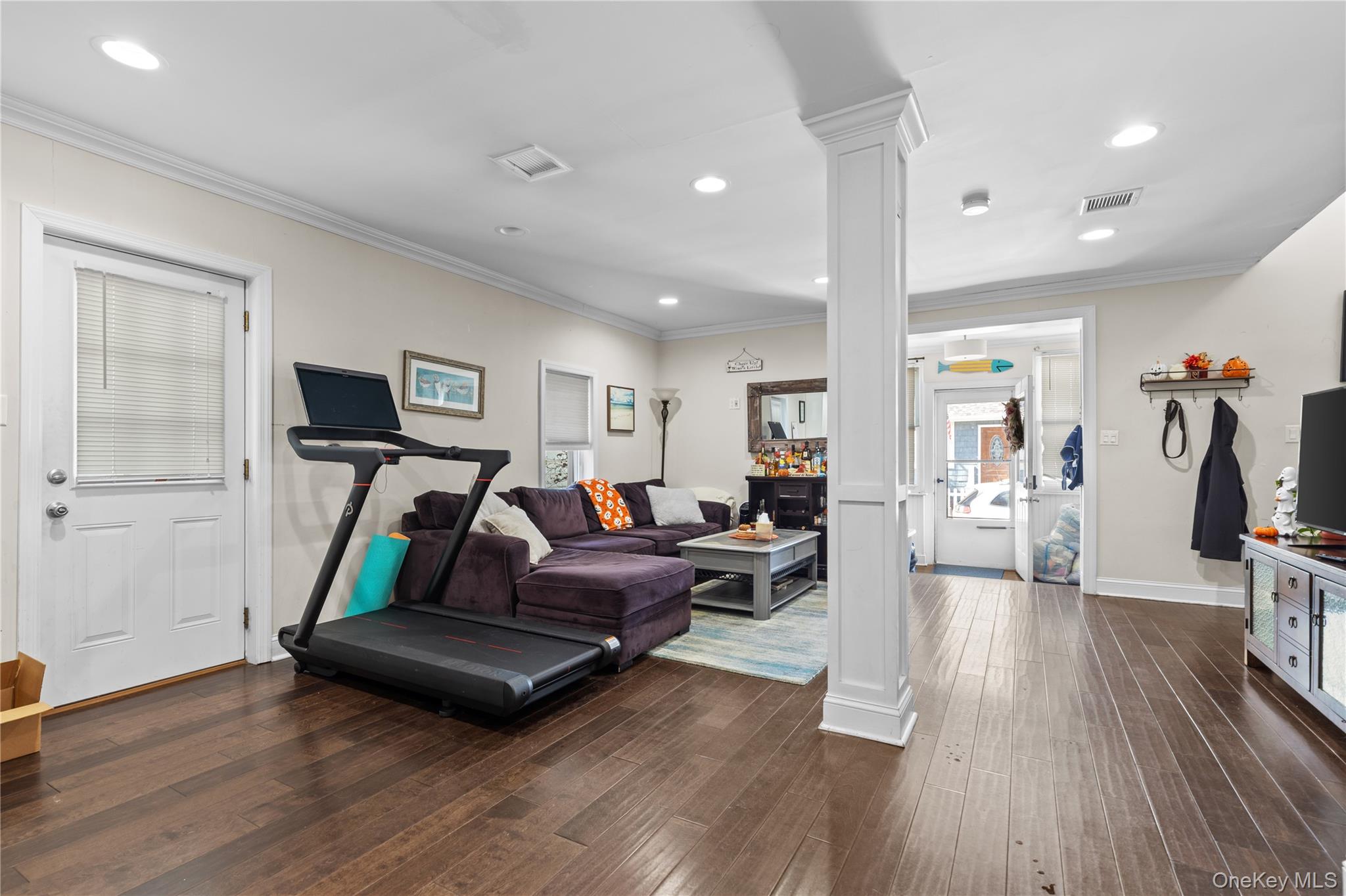 #8 photo, 76 Oregon Street, ナッソー郡 Long Beach , NY 11561