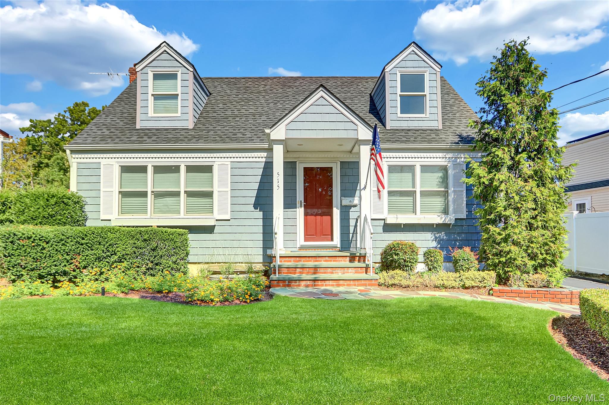 #1 photo, 515 Chelsea Road, Oceanside , NY 11572