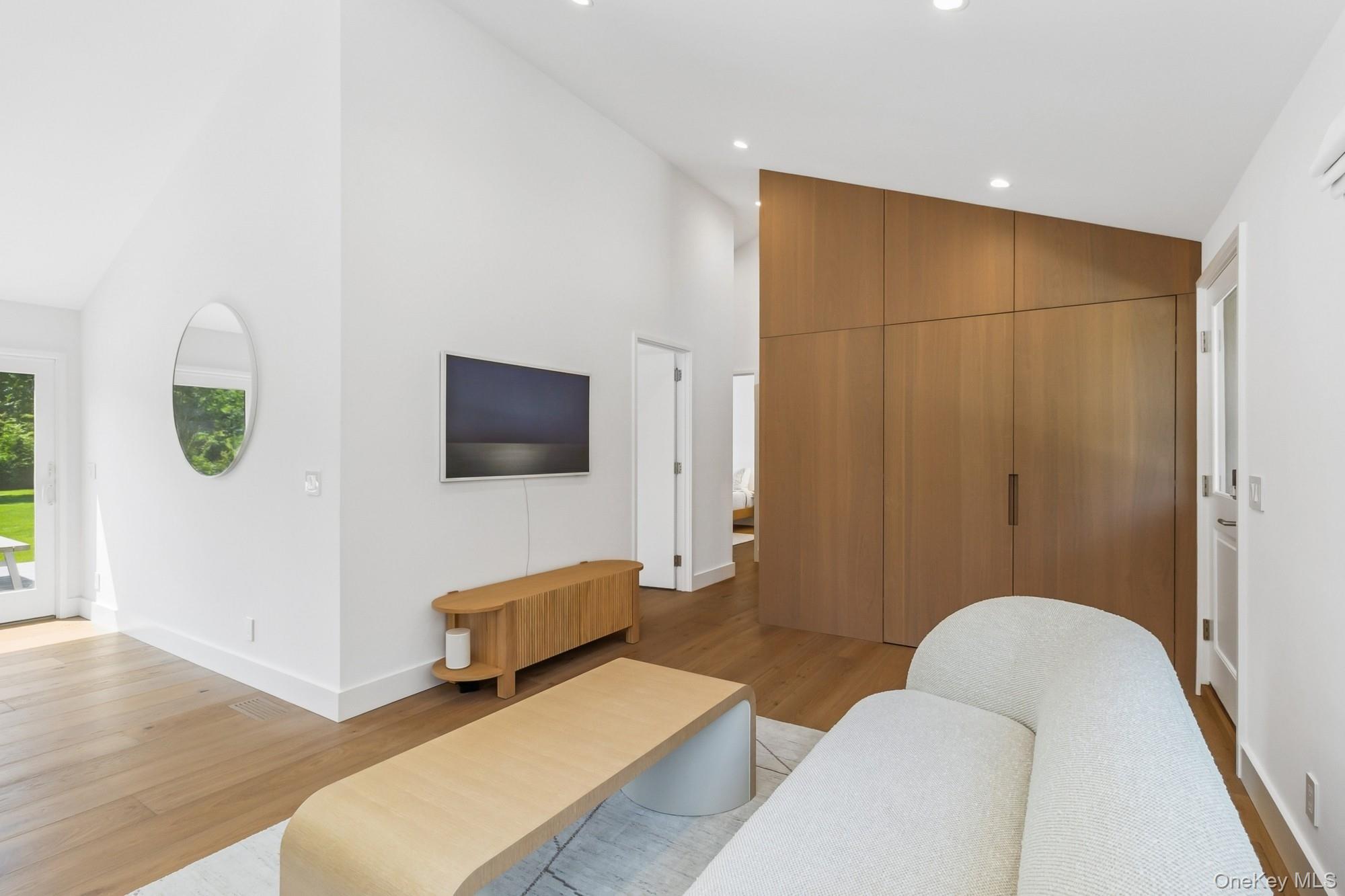 #2 photo, 96 Town Lane, East Hampton , NY 11937