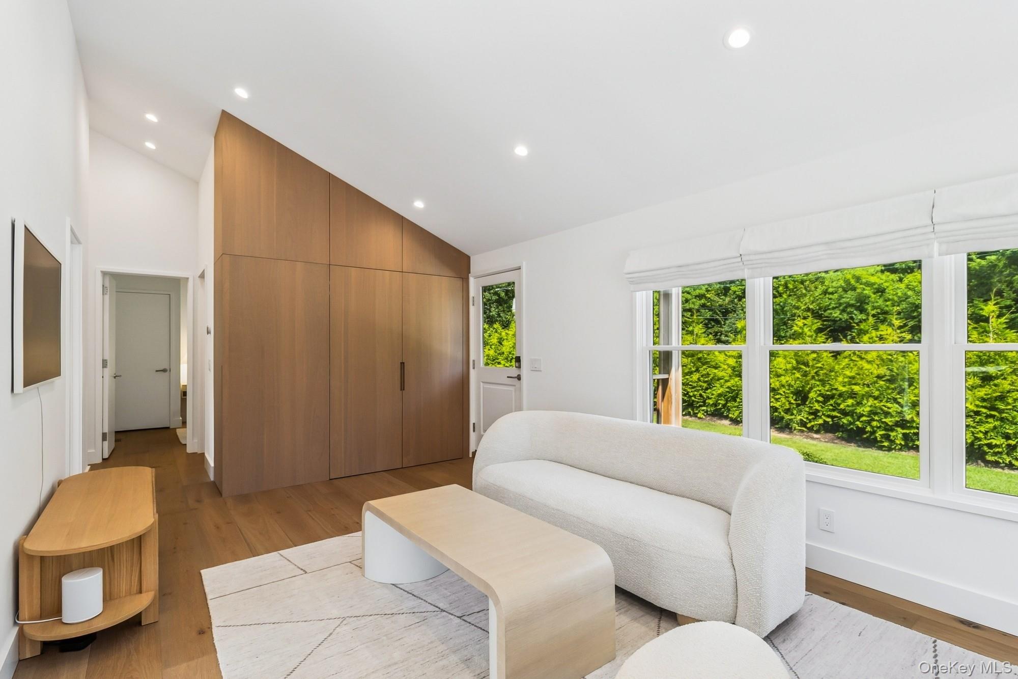 #3 photo, 96 Town Lane, East Hampton , NY 11937