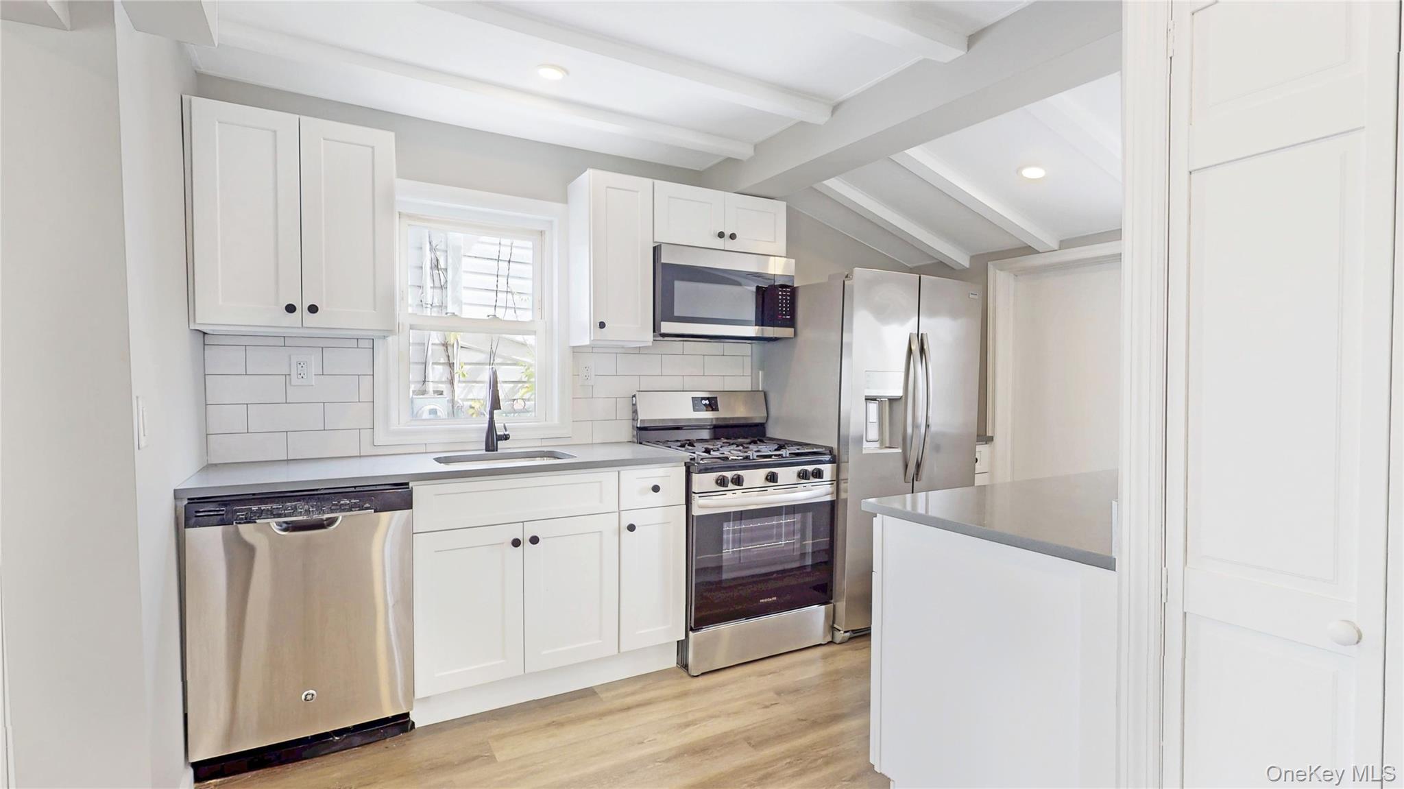 #6 photo, 99-48 1st Street, クイーンズ区 Howard Beach , NY 11414