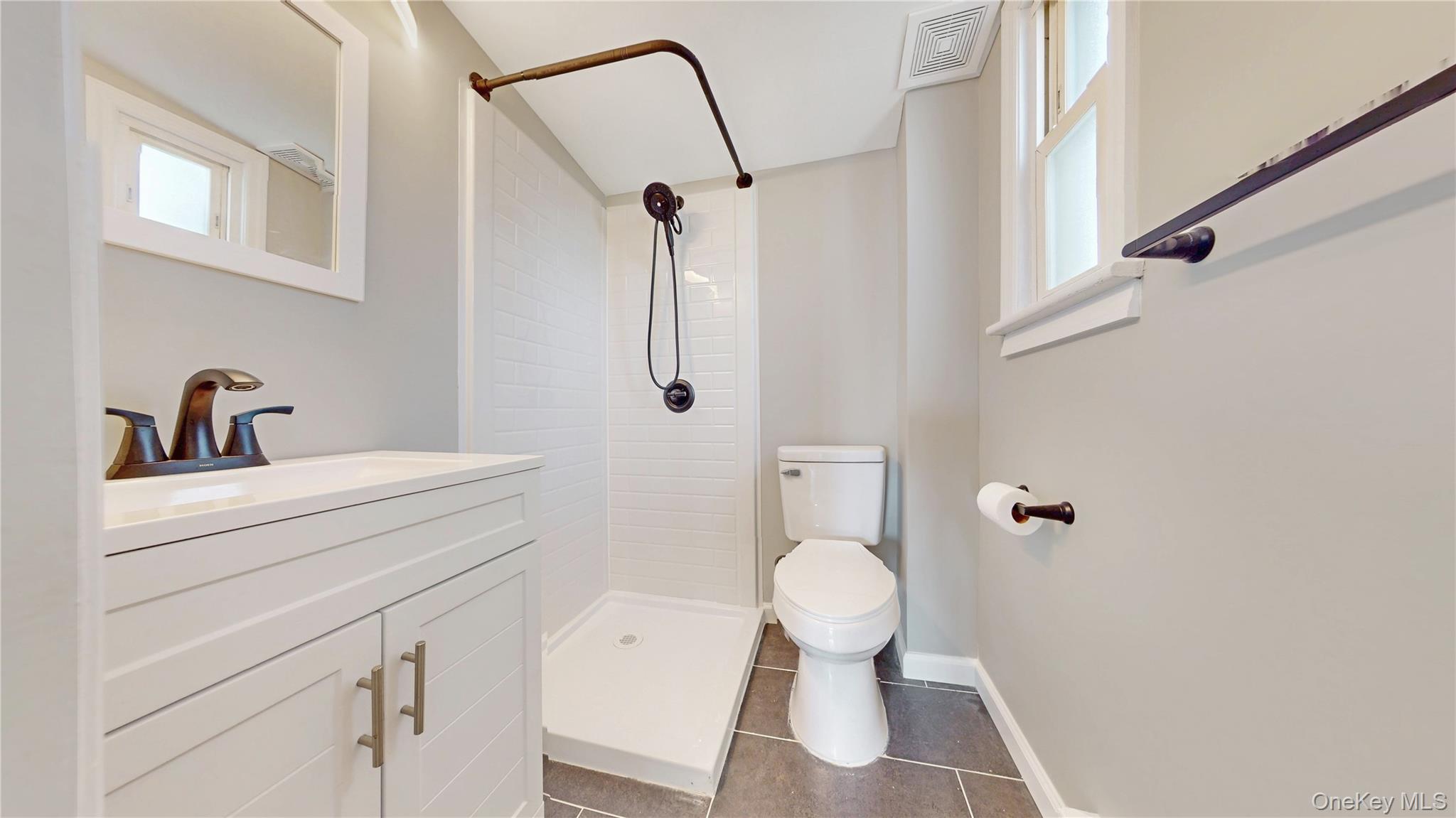 #9 photo, 99-48 1st Street, クイーンズ区 Howard Beach , NY 11414