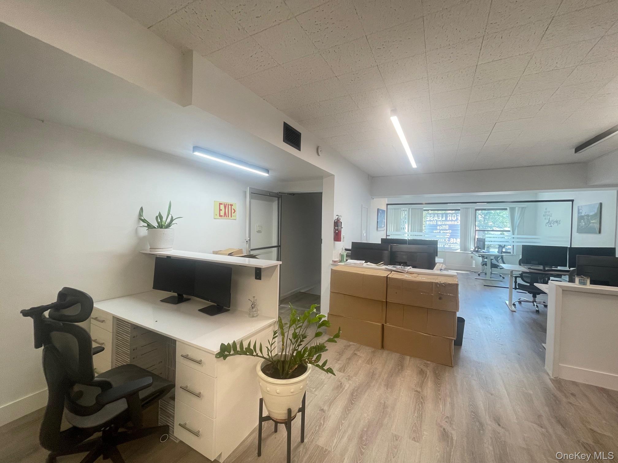 #8 photo, 265 Jericho Turnpike, Floral Park , NY 11001