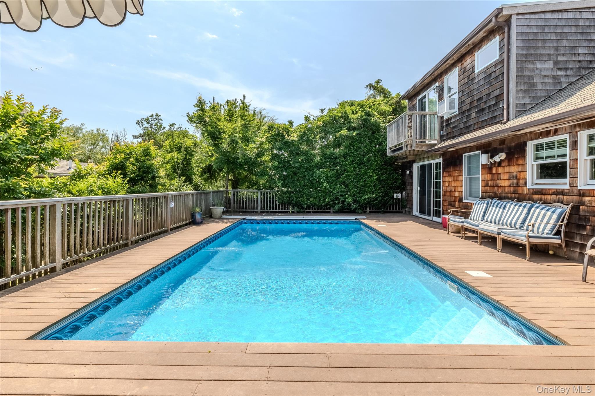 #13 photo, 748 Ocean Breeze, サフォーク郡 Ocean Beach , NY 11770