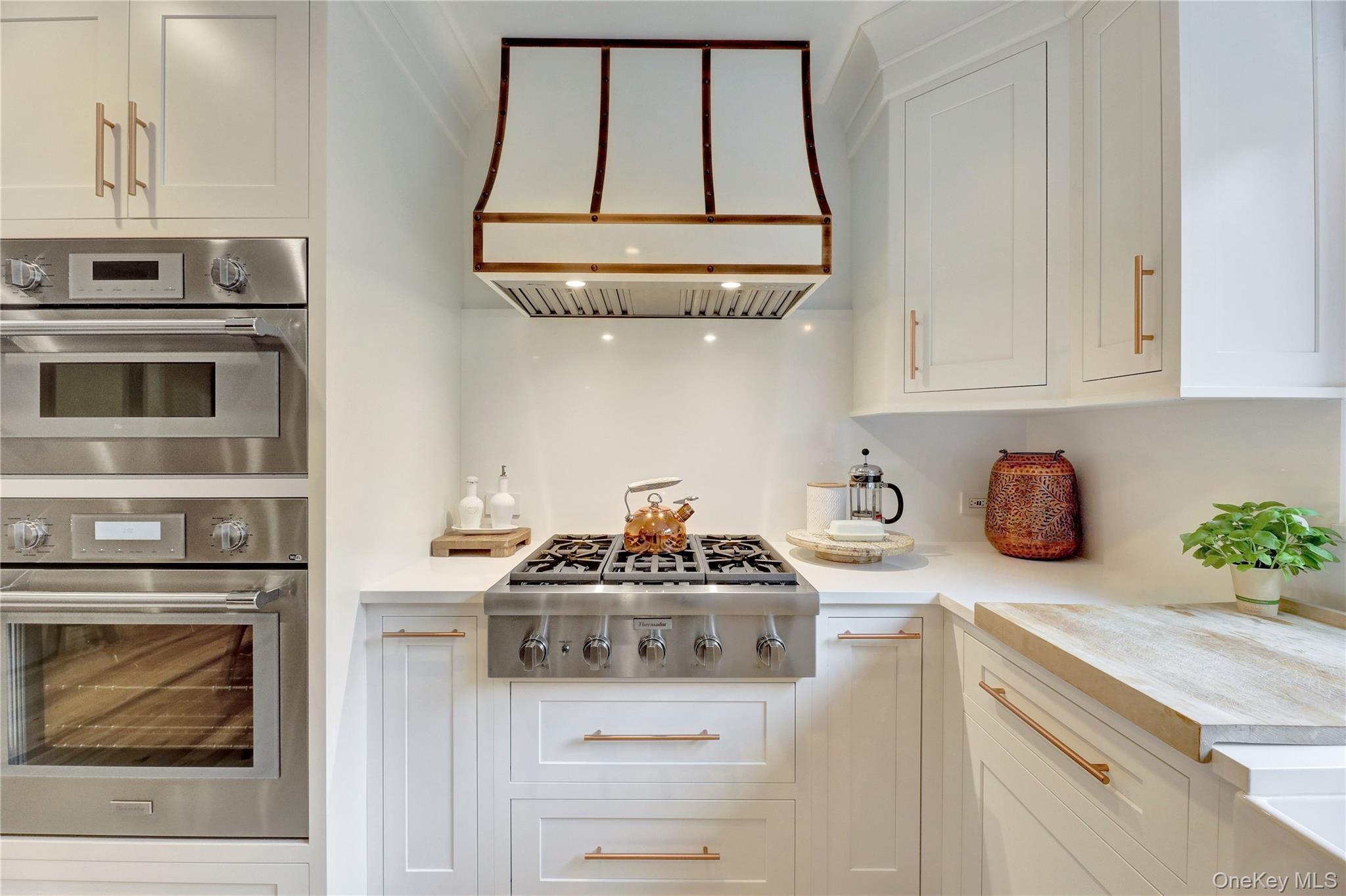 #16 photo, 198 South Country Road, サフォーク郡 Remsenburg , NY 11960