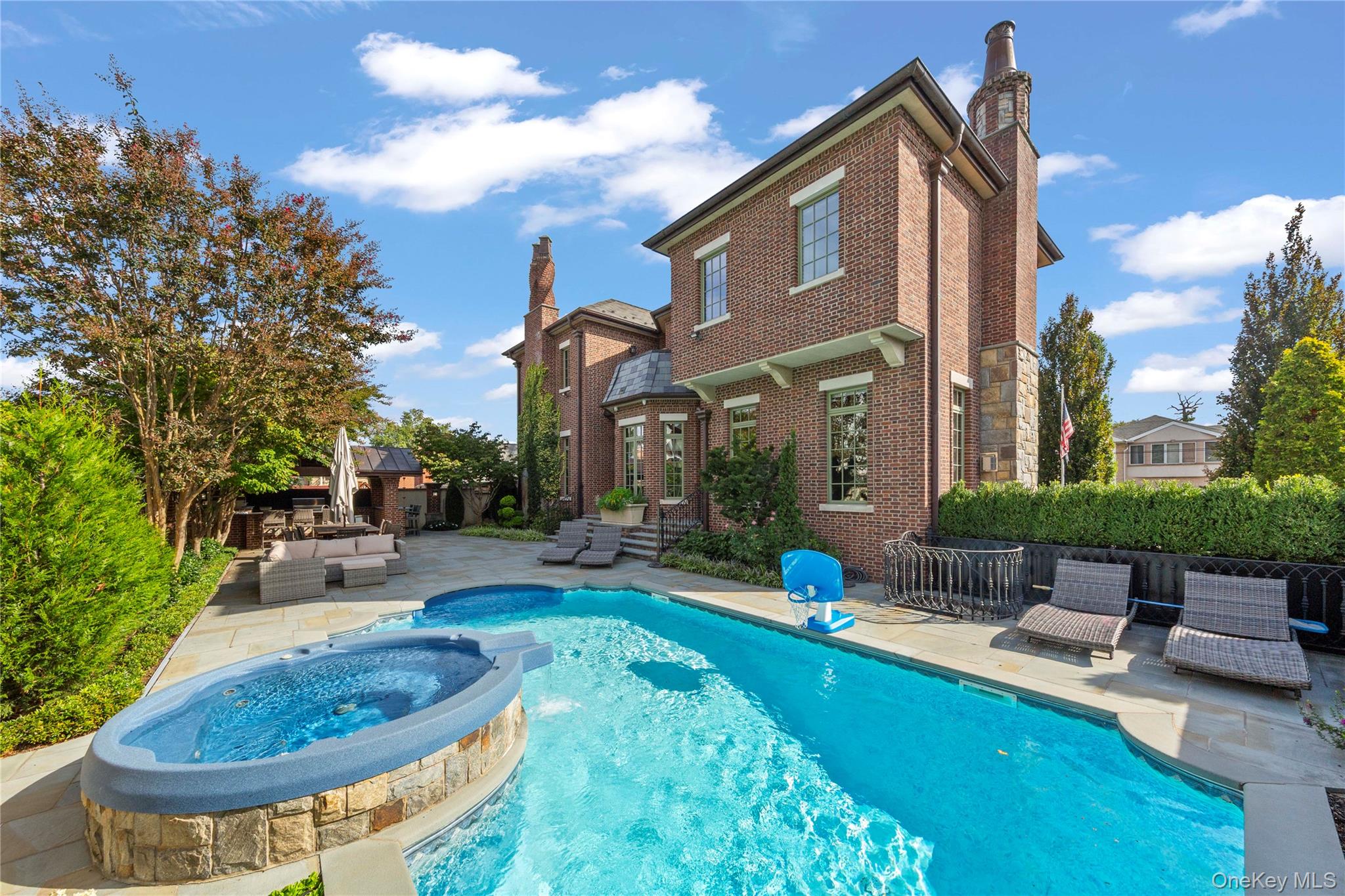 #14 photo, 1430 158th Street, Beechhurst , NY 11357