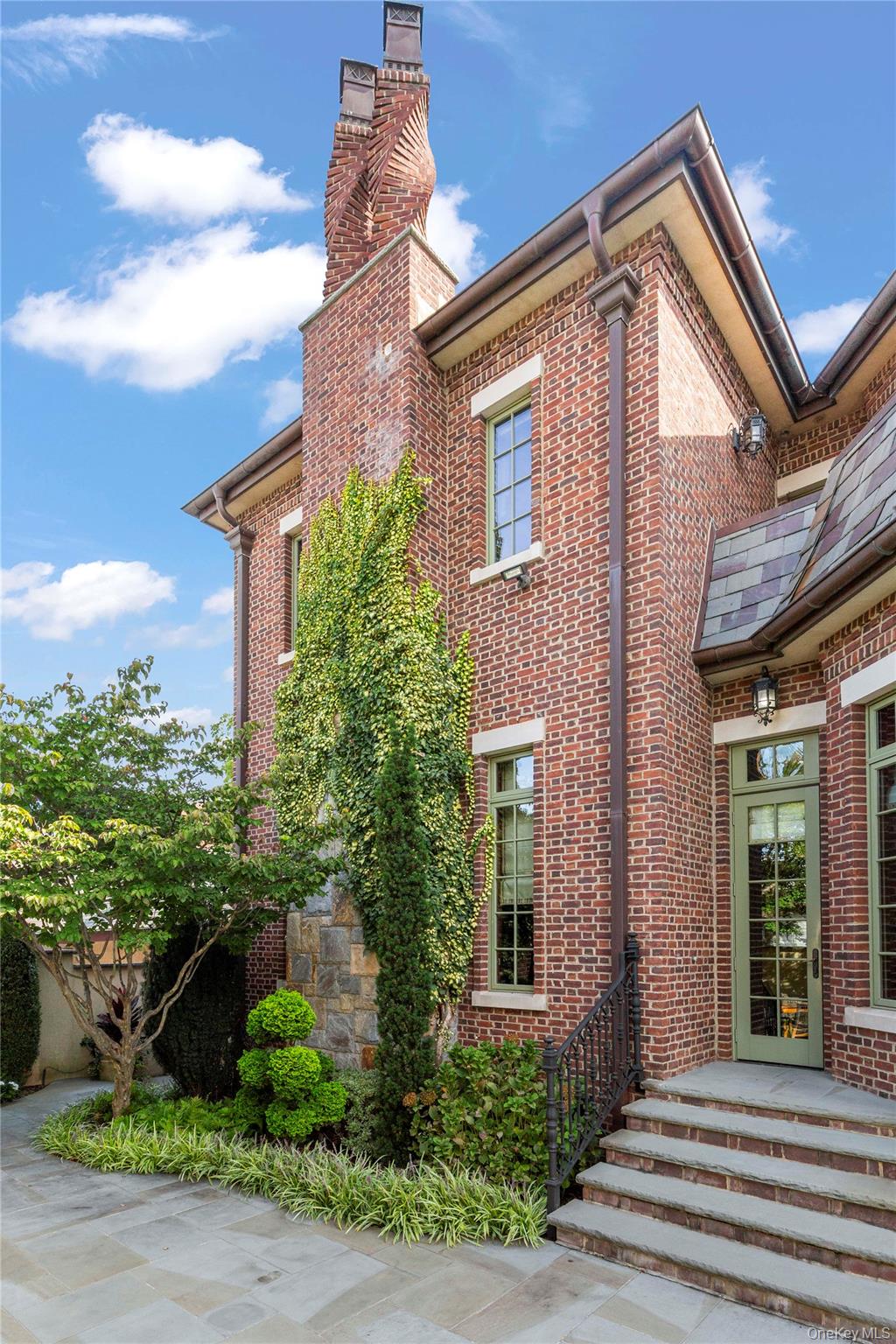 #7 photo, 1430 158th Street, Beechhurst , NY 11357