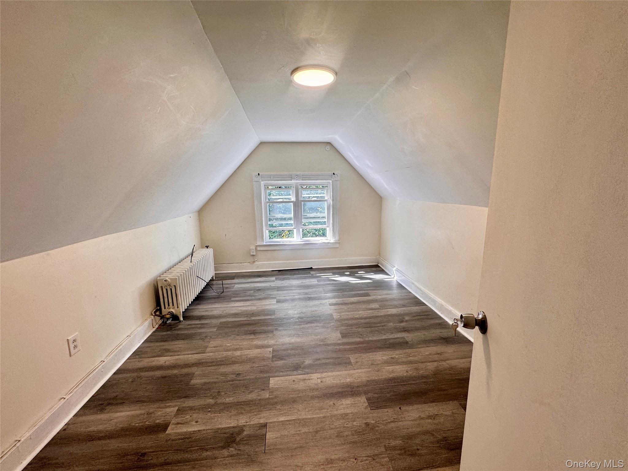 #16 photo, 85-05 91 St, Woodhaven , NY 11421