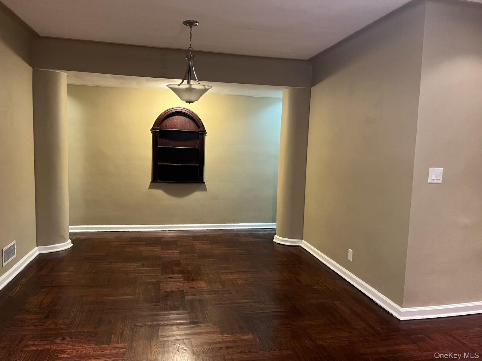 #3 photo, 1270 Whiteplains Road, ब्रोंक्स Bronx , NY 10472