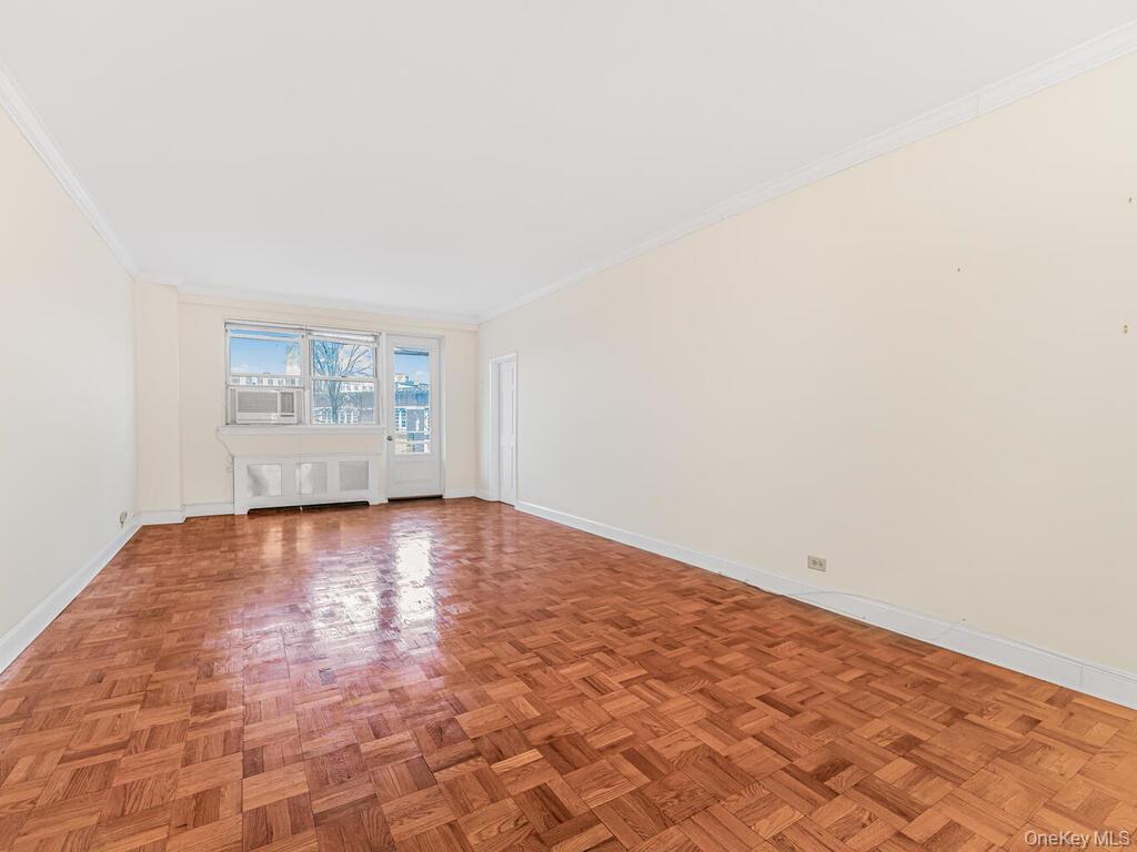 #5 photo, 3530 Henry Hudson Parkway, ब्रोंक्स Bronx , NY 10463