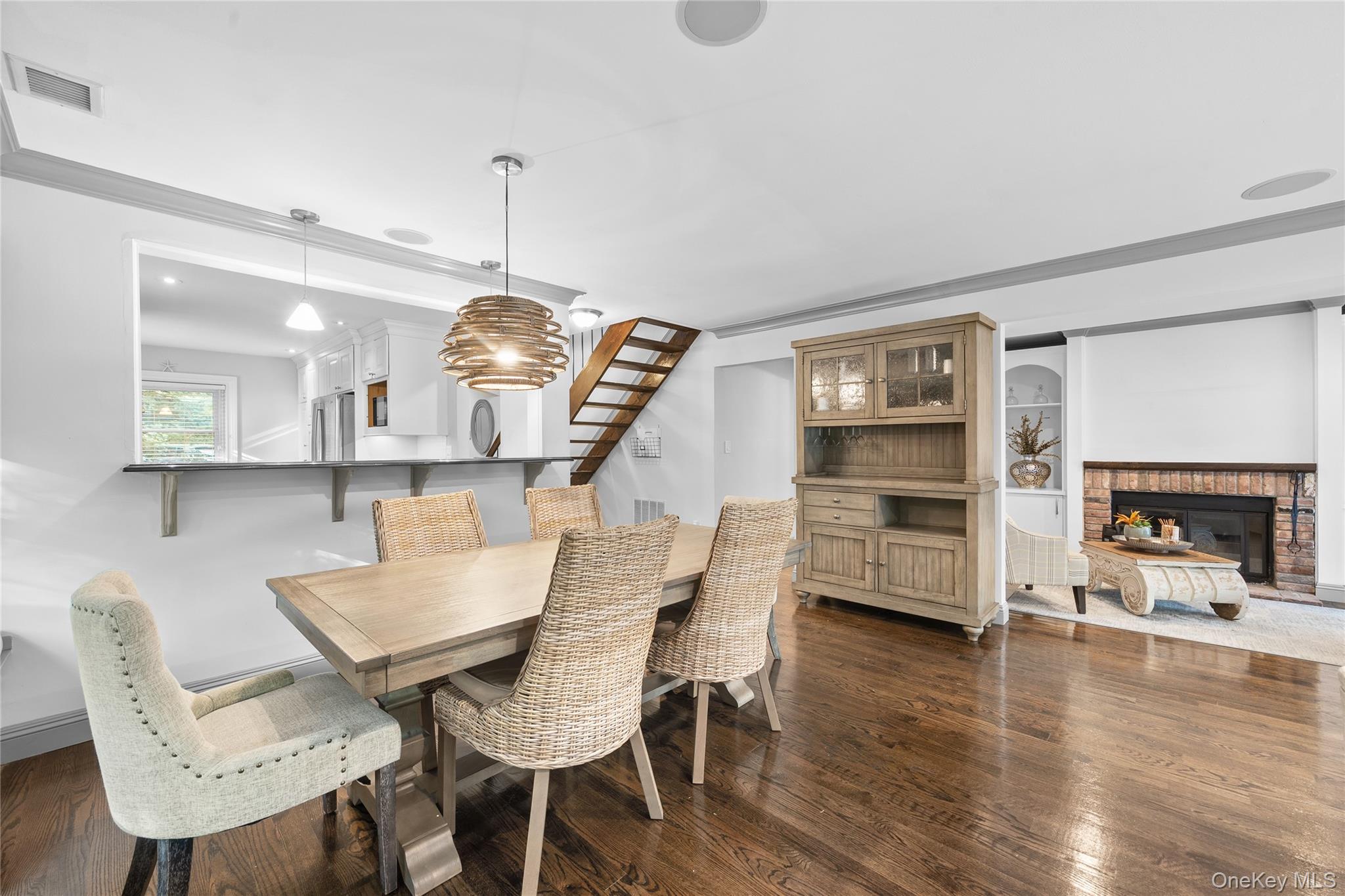 #10 photo, 133 Boathouse Lane, Bay Shore , NY 11706