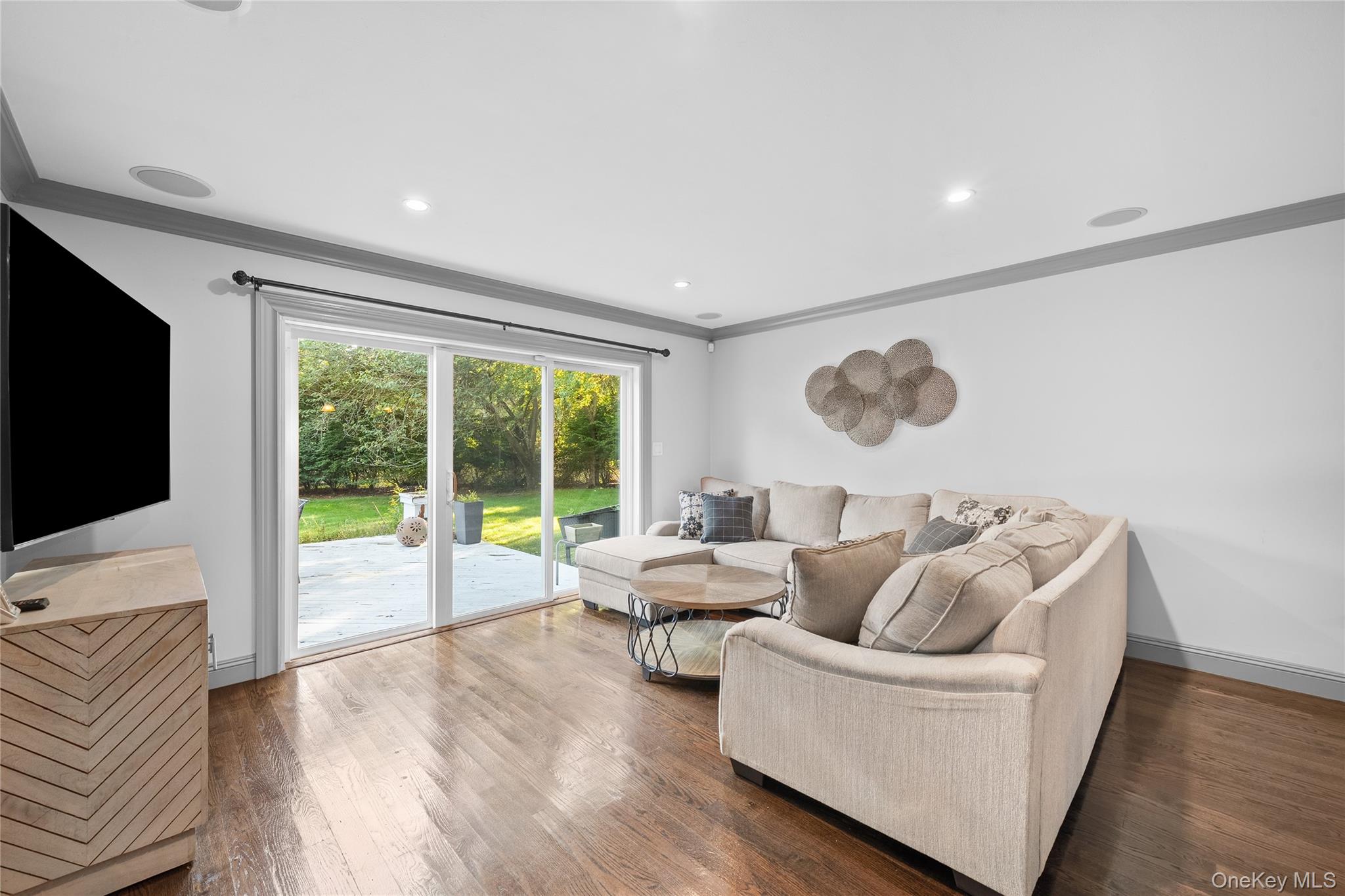 #9 photo, 133 Boathouse Lane, Bay Shore , NY 11706